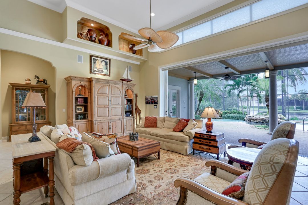 27280 Oak Knoll Dr, Bonita Springs, FL 34134