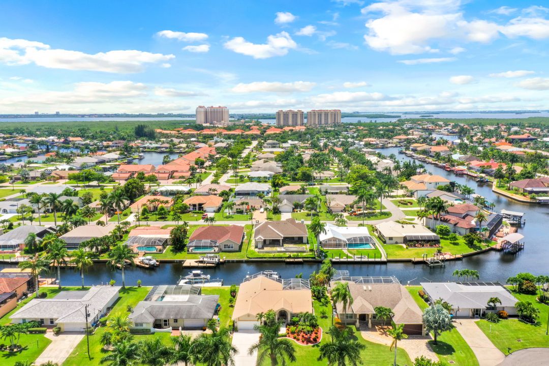 1222 SW 54th St, Cape Coral, FL 33914