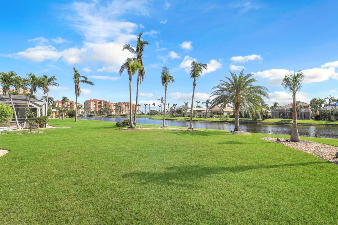 14921 Laguna Dr, Fort Myers, FL 33908