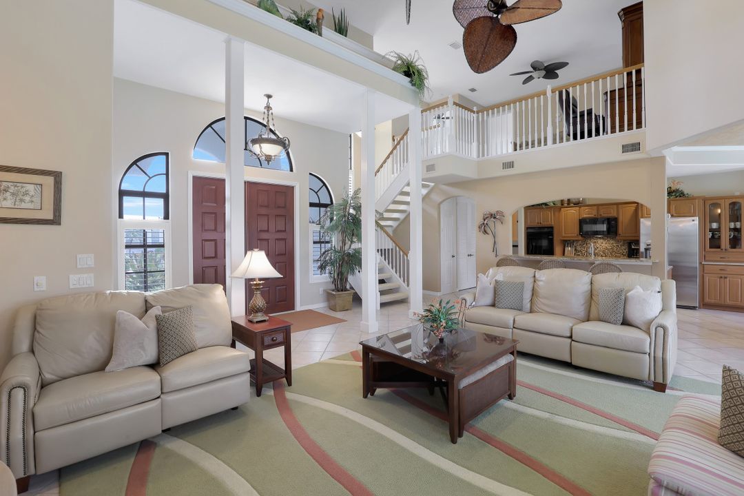 426 Spinnaker Dr, Marco Island, FL 34145