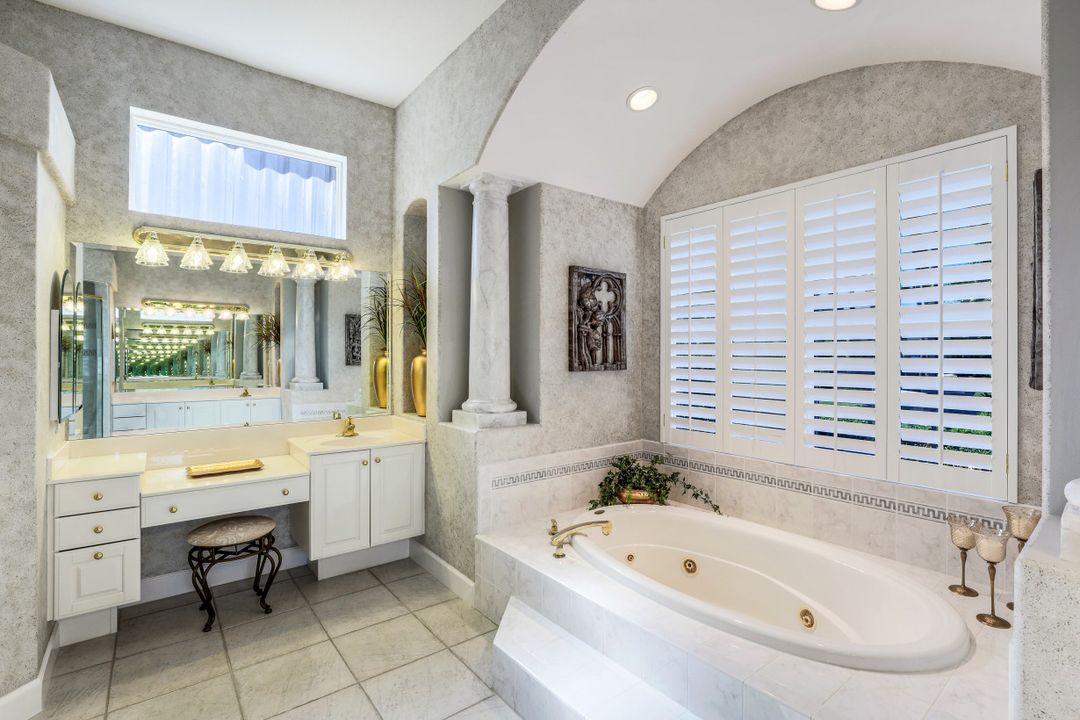 24351 Woodsage Dr, Bonita Springs, FL 34134