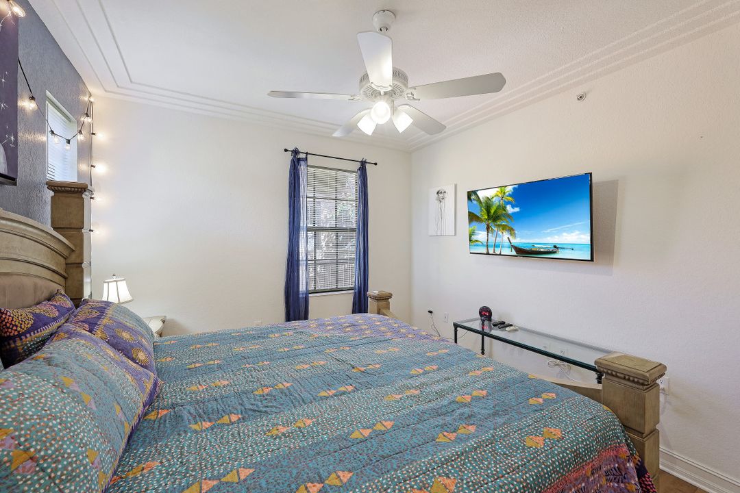 9128 Delano St #89-2, Naples, FL 34113