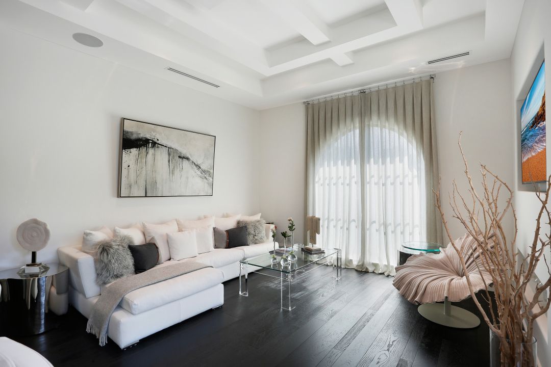 705 Myrtle Rd, Naples, FL 34108