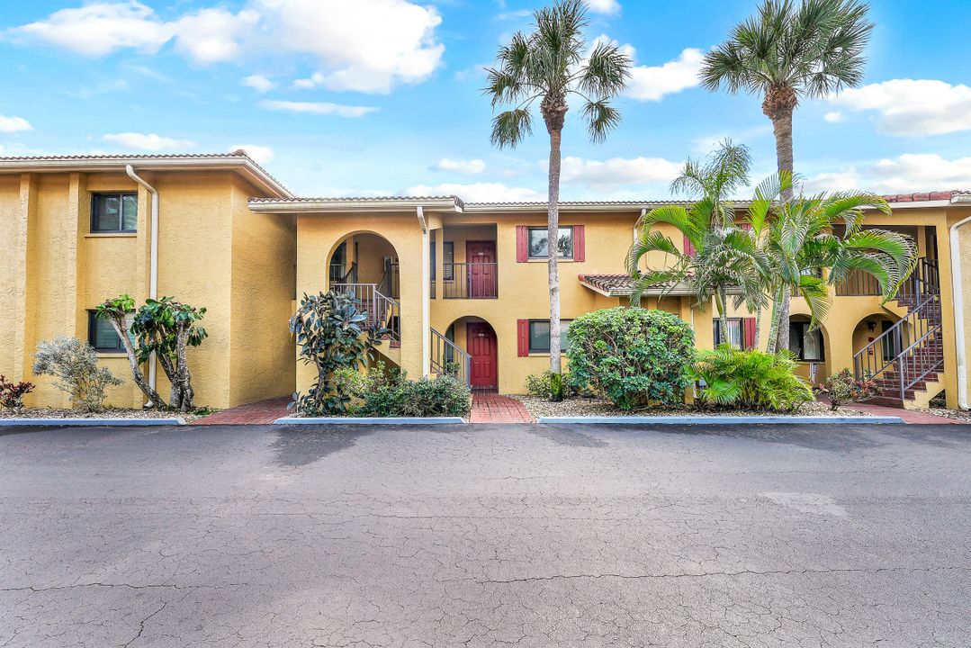 9845 Citadel Ln #206, Bonita Springs, FL 34135