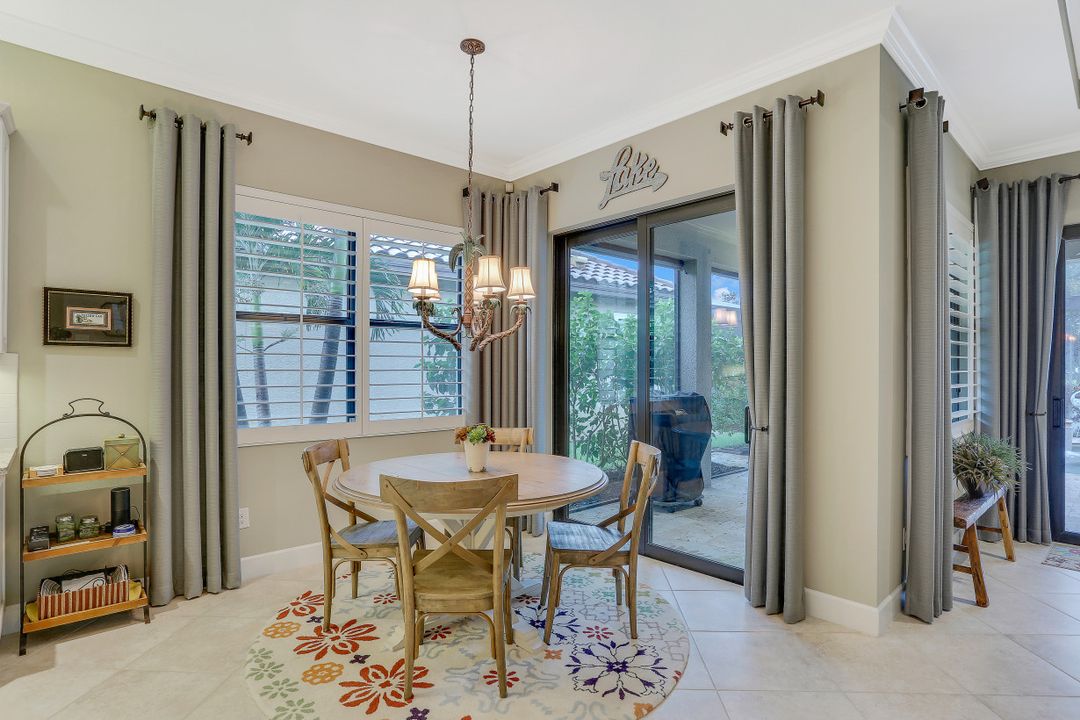 9104 Isla Bella Cir, Bonita Springs, FL 34135