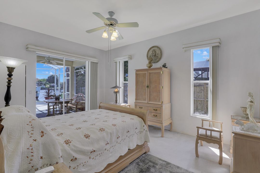 1745 SE 44th Terrace, Cape Coral, FL 33904