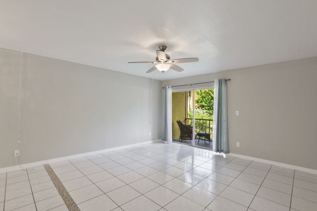 2366 E Mall Dr #205, Fort Myers, FL 33901