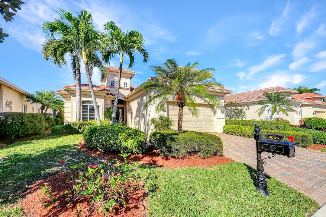6000 Hammock Isles Cir, Naples, FL 34119