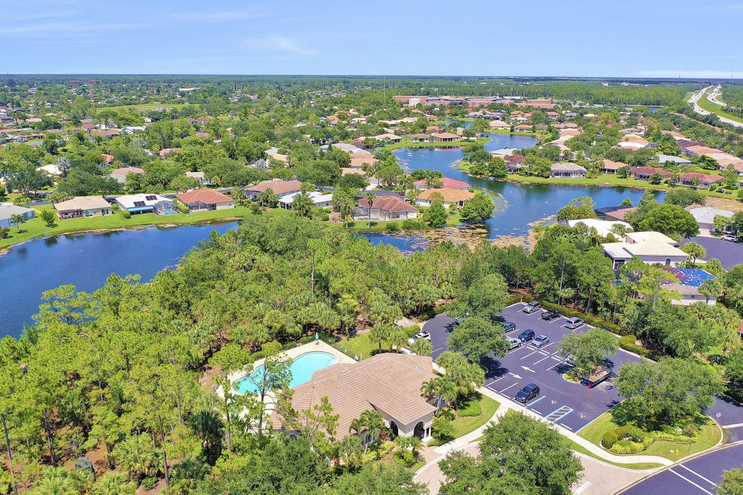 3967 Ruxton Rd, Naples, FL 34116