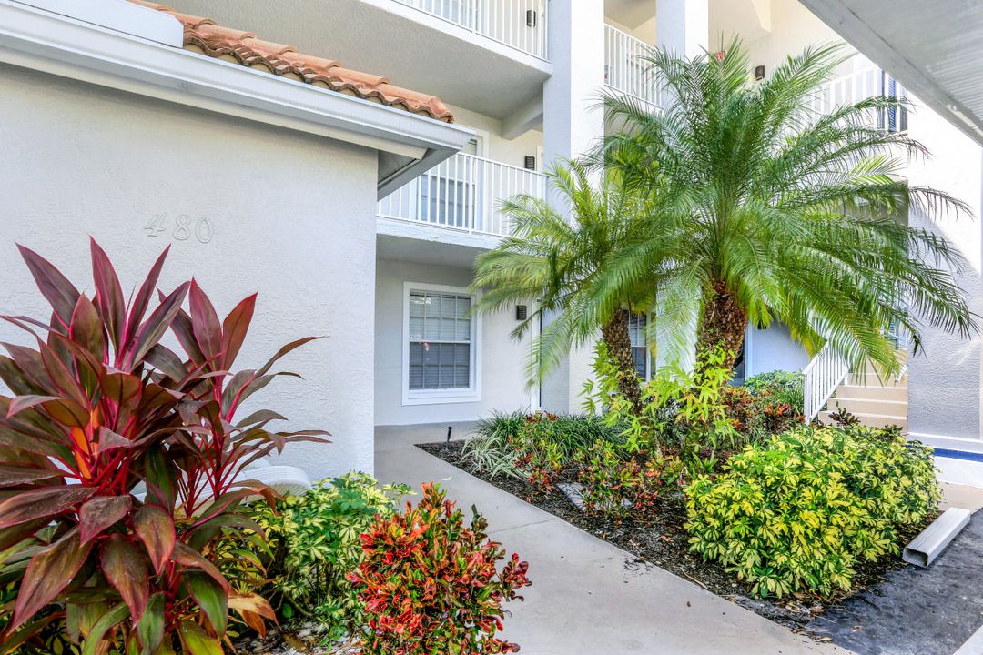 480 Bermuda Cove Way #205, Naples, FL 34110