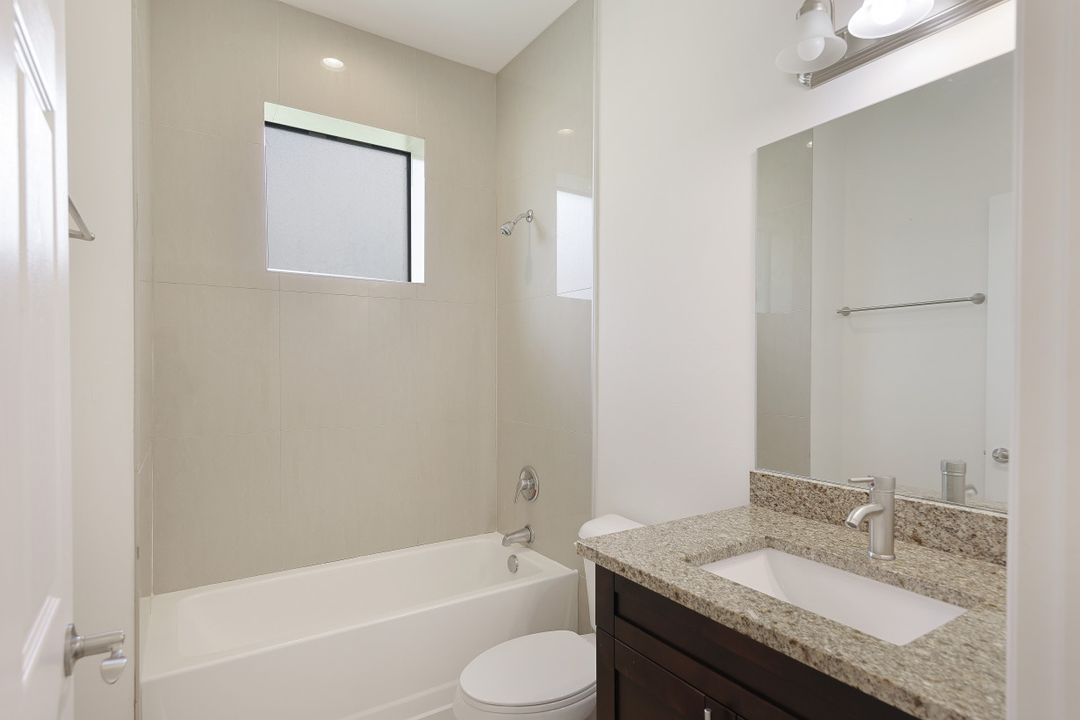 1011 NW 16th Pl, Cape Coral, FL 33993