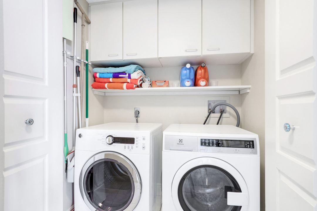 4751 Gulf Shore Blvd N, Naples, FL 34103