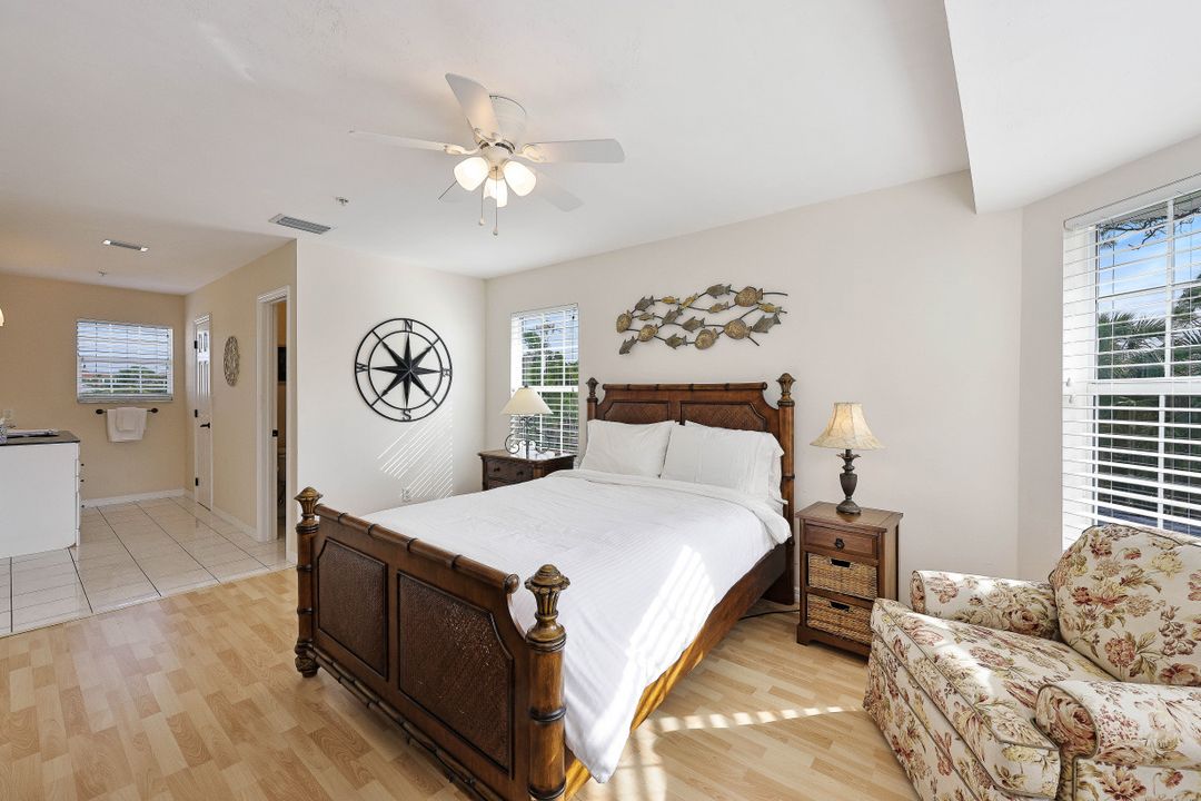 4733 Spring Creek Dr, Bonita Springs, FL 34134