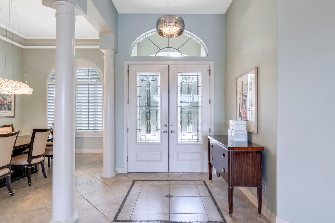 22270 Banyan Hideaway Dr, Bonita Springs, FL 34135