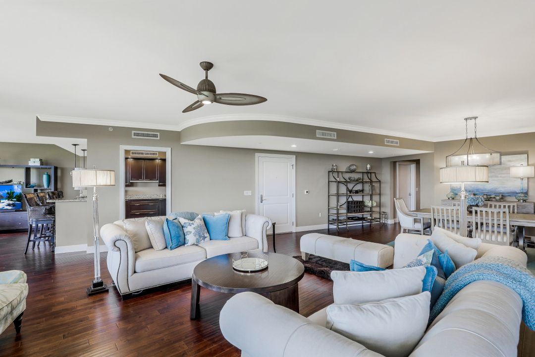 1050 Borghese Ln #303, Naples, FL 34114