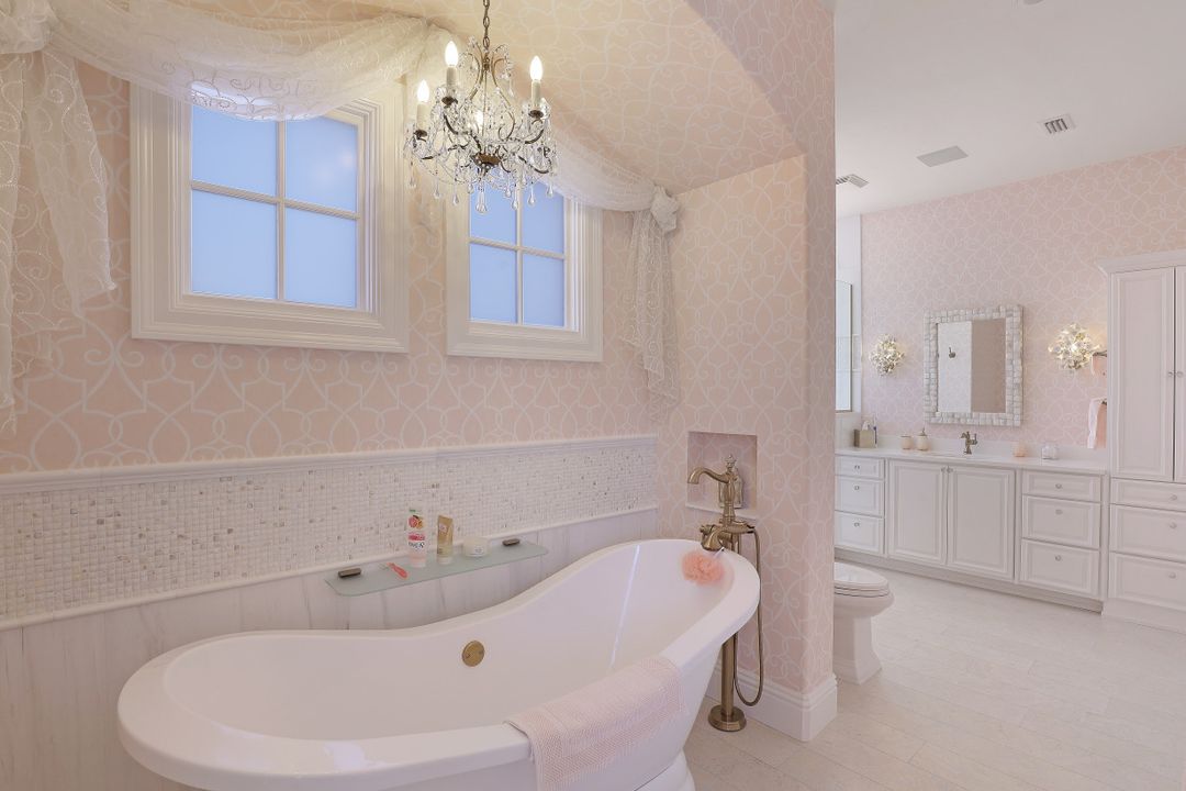 16671 Pistoia Way, Naples, FL 34110