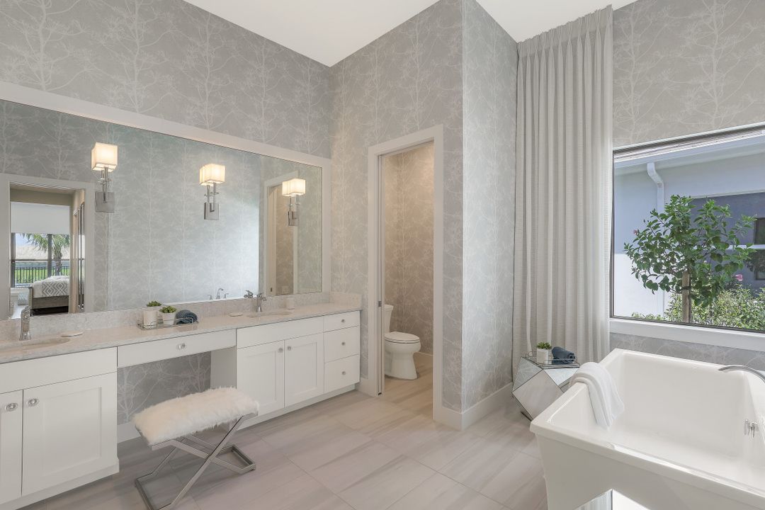 10461 Trevi Isle Way, Miromar Lakes, FL 33913