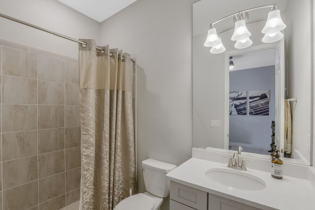 15272 Blue Bay Cir, Estero, FL 33913