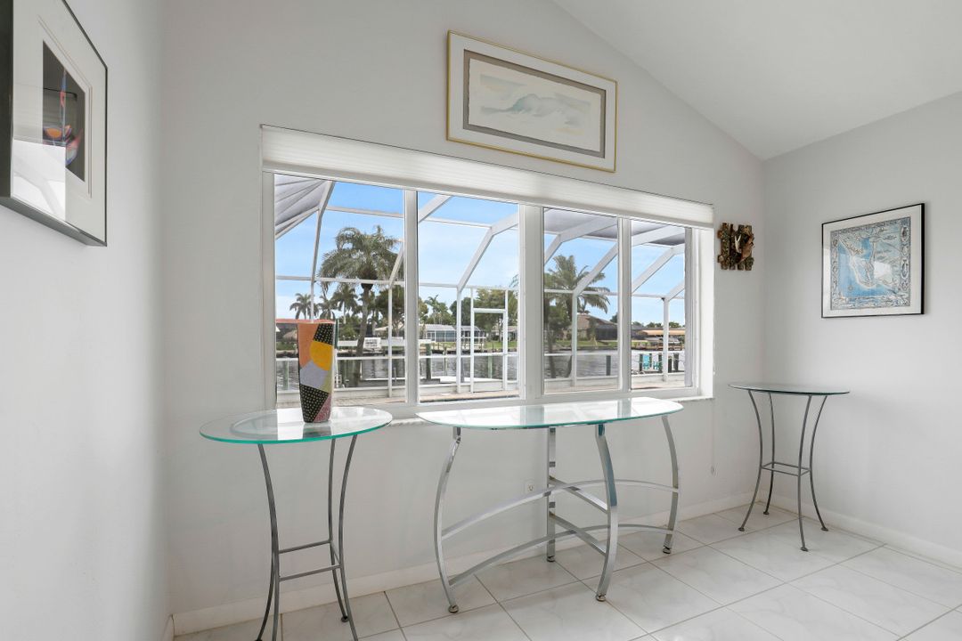 1923 SE 36th Terrace, Cape Coral, FL 33904