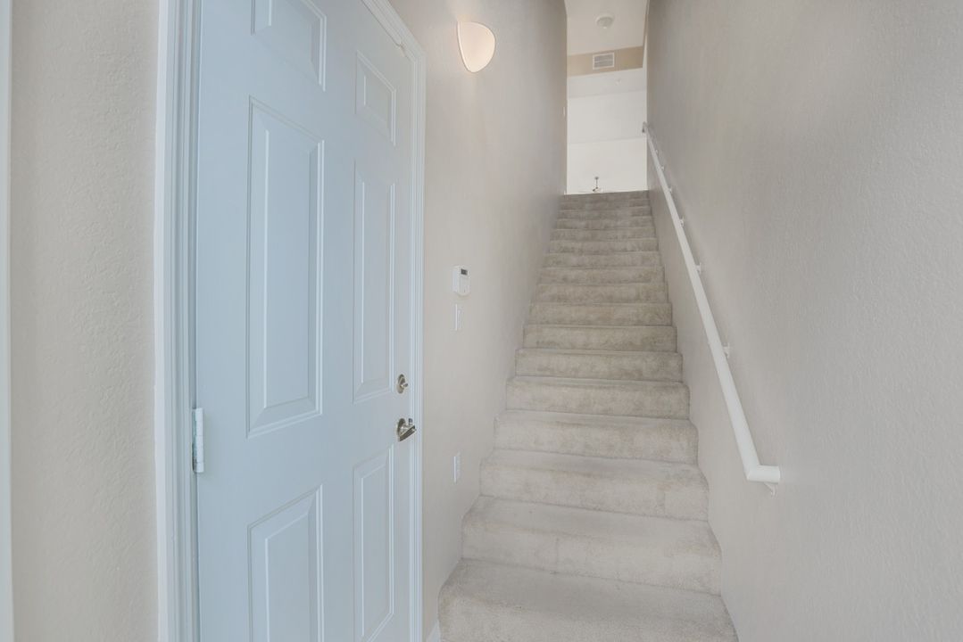 20131 Estero Gardens Cir #206, Estero, FL 33928