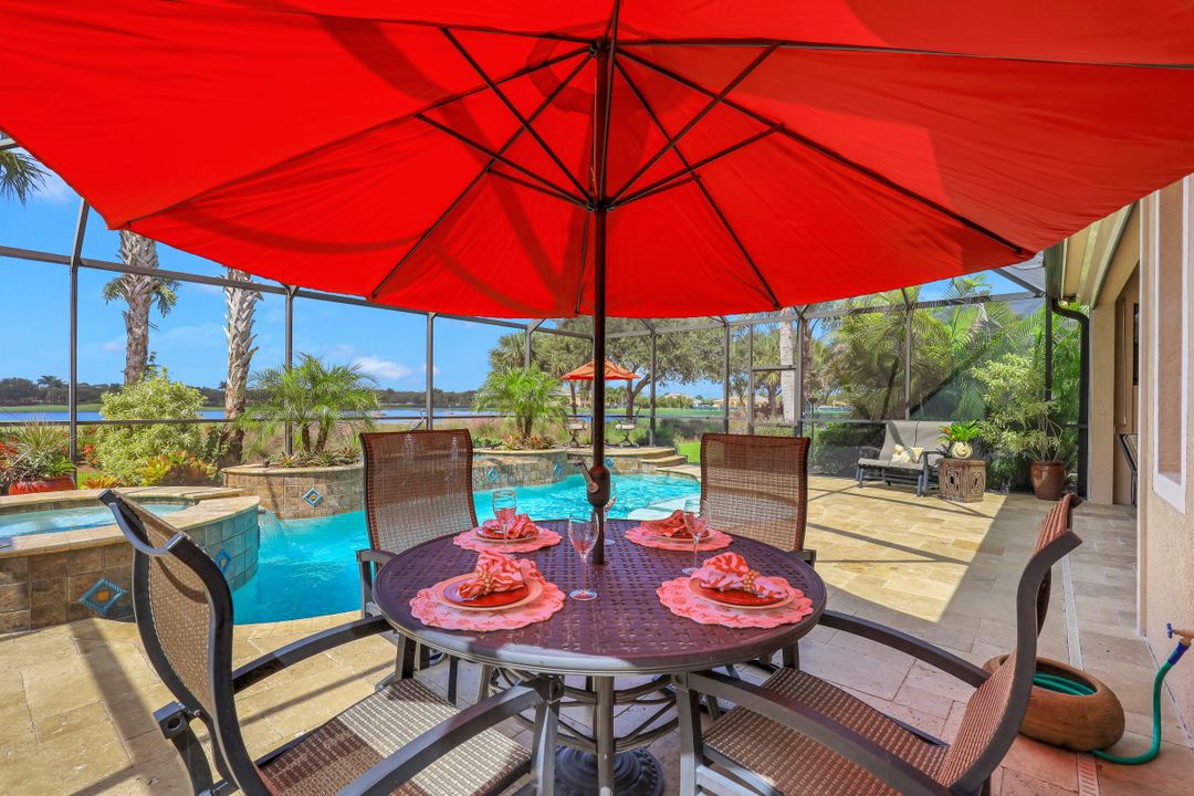 10327 Gator Bay Ct, Naples, FL 34120