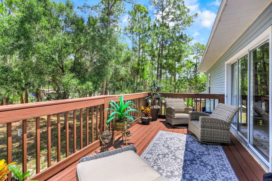 3675 10th Ave SE, Naples, FL 34117