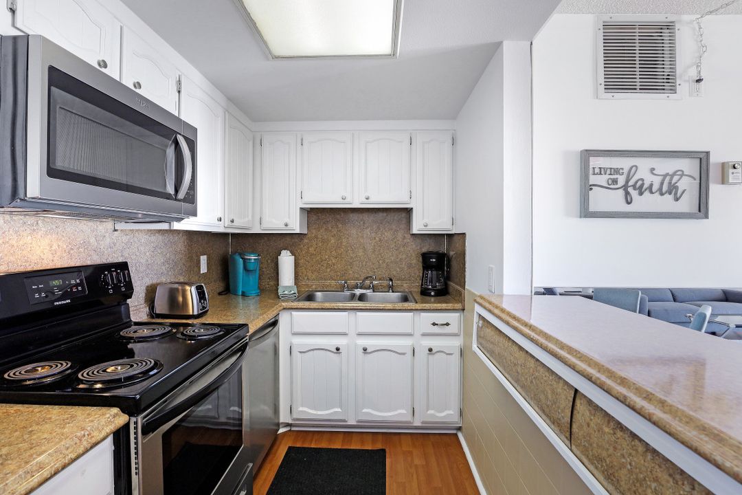 180 Seaview Ct #511, Marco Island, FL 34145