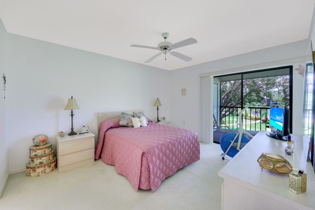 1208 Commonwealth Cir #J-202, Naples, FL 34116