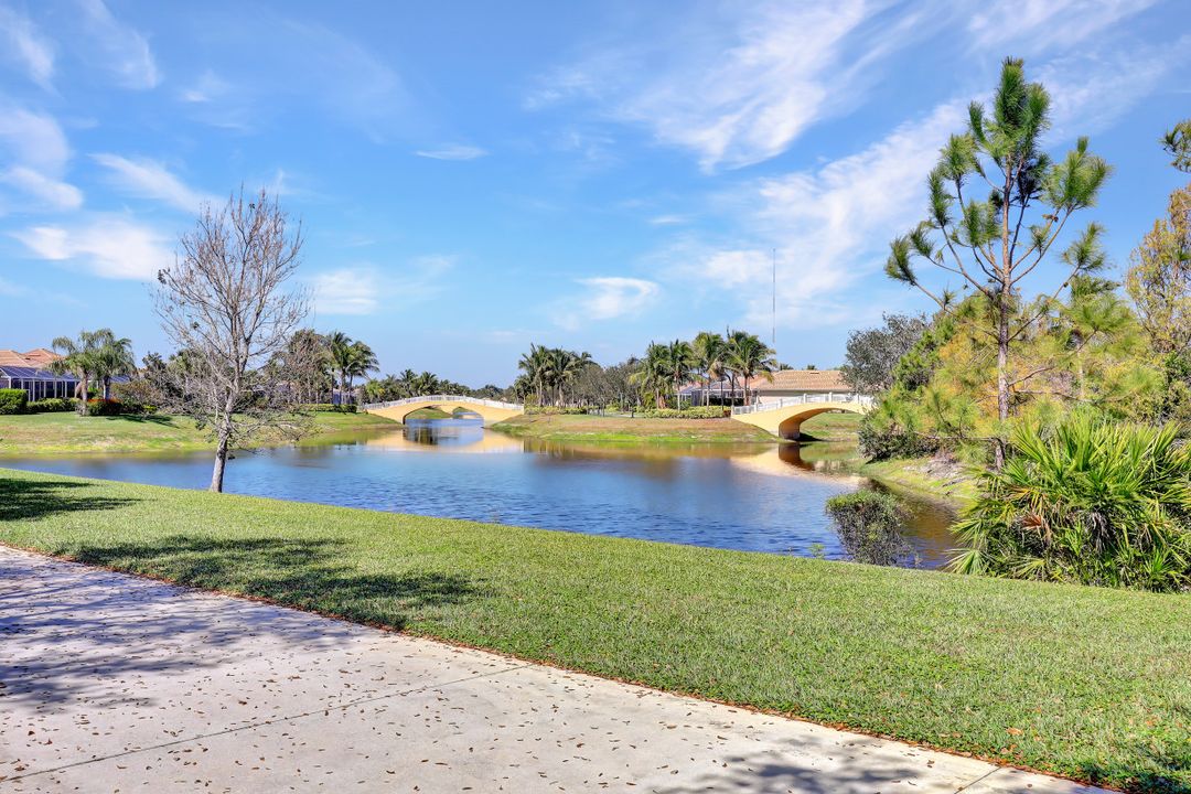 15247 Laughing Gull Ln, Bonita Springs, FL 34135