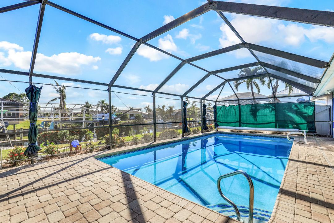 5333 SW 2nd Pl, Cape Coral, FL 33914