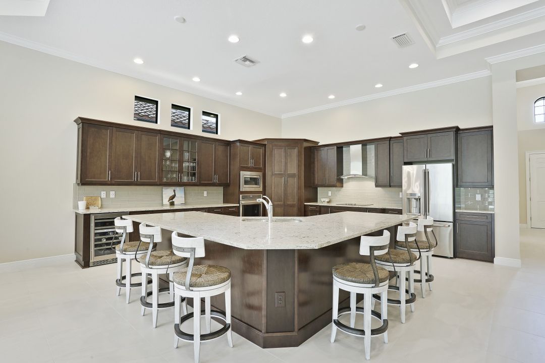 12774 Dundee Ln, Naples, FL 34120