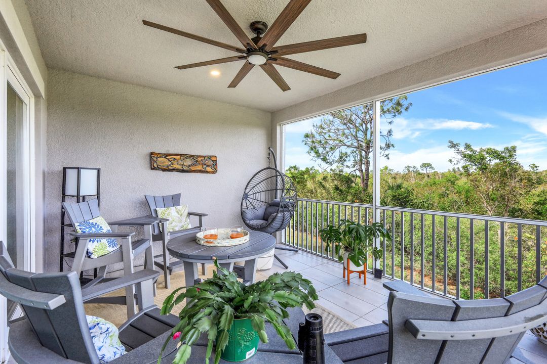 164 Indies Dr East #106, Naples, FL