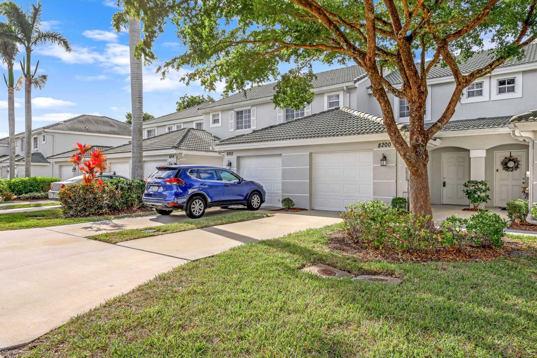 8200 Pacific Beach Dr, Fort Myers, FL 33966