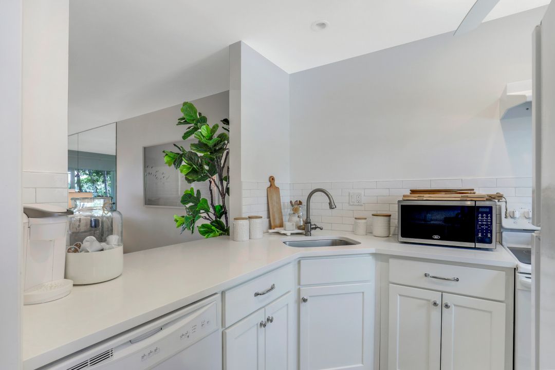 262 Banyan Blvd #262, Naples, FL 34102