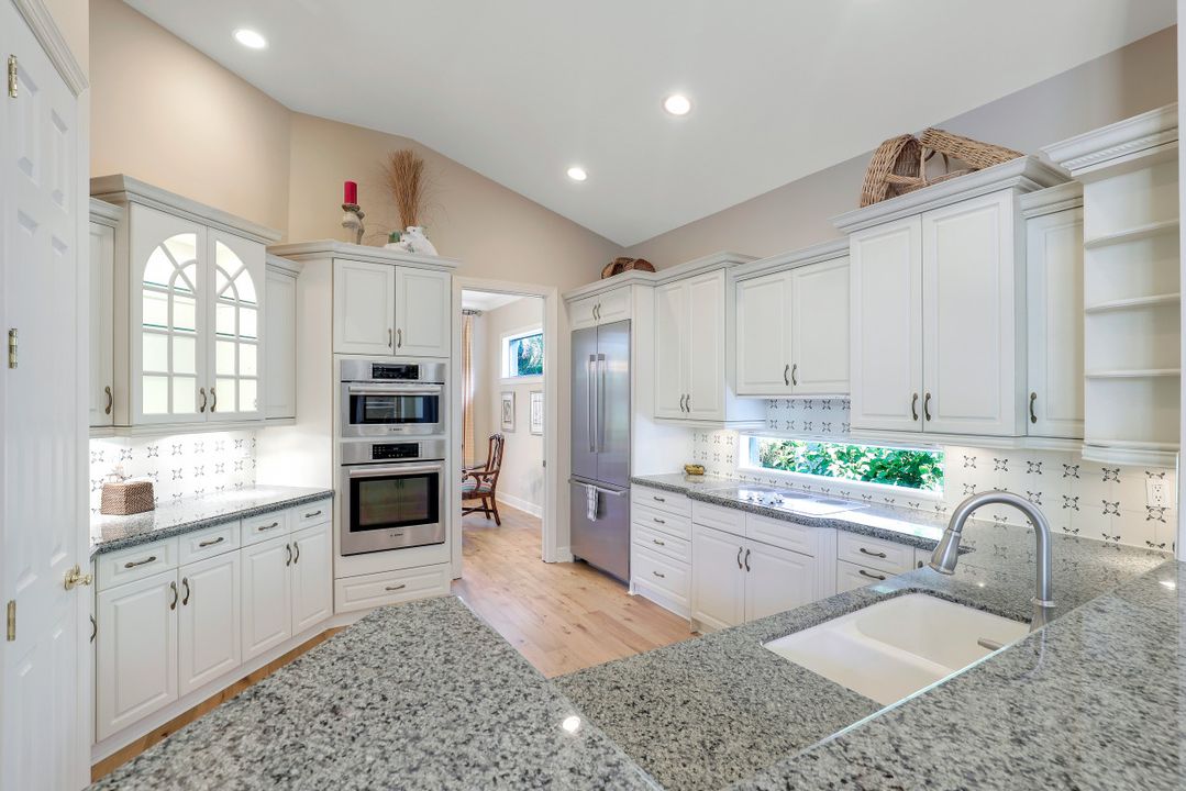 26384 Augusta Creek Ct, Bonita Springs, FL 34134