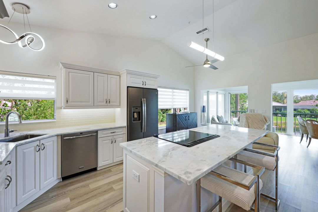 24820 Lakemont Cove Ln #201, Bonita Springs, FL 34134