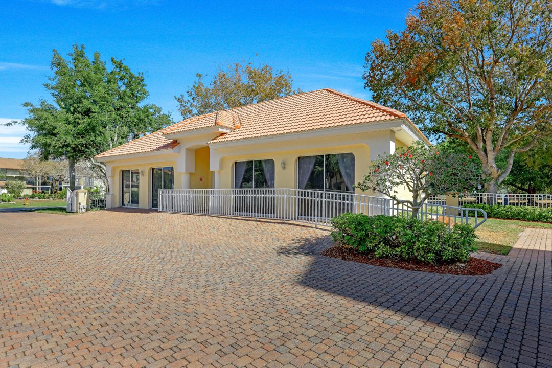 4235 SE 20th Pl #A405, Cape Coral, FL 33904