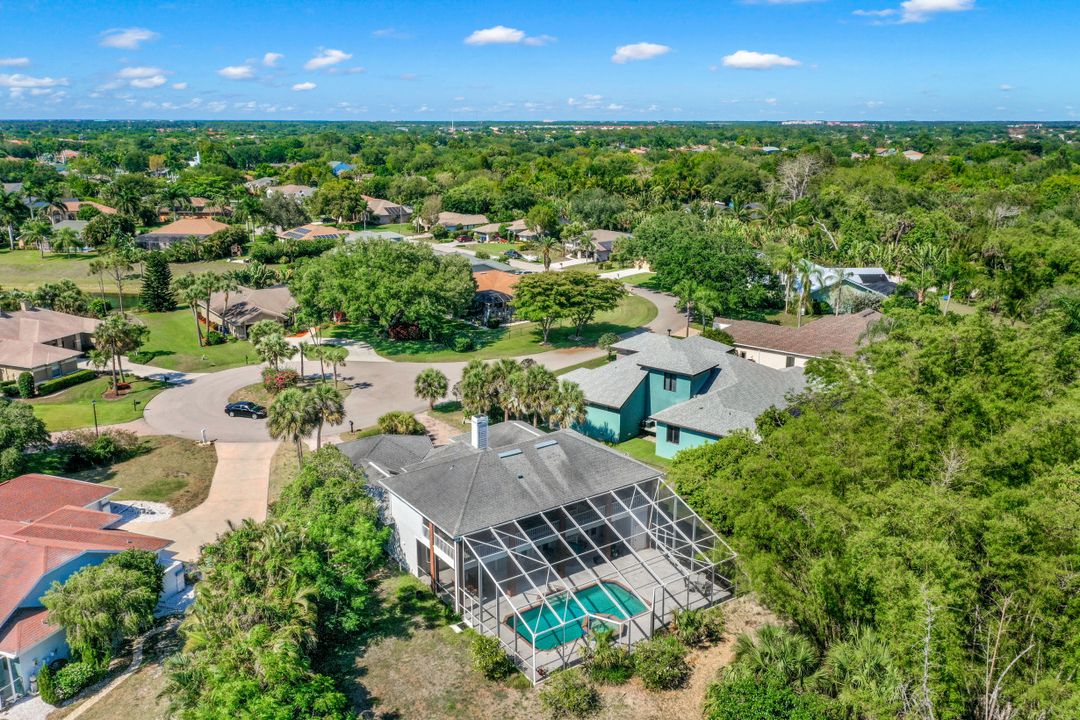 20801 Groveline Ct, Estero, FL 33928