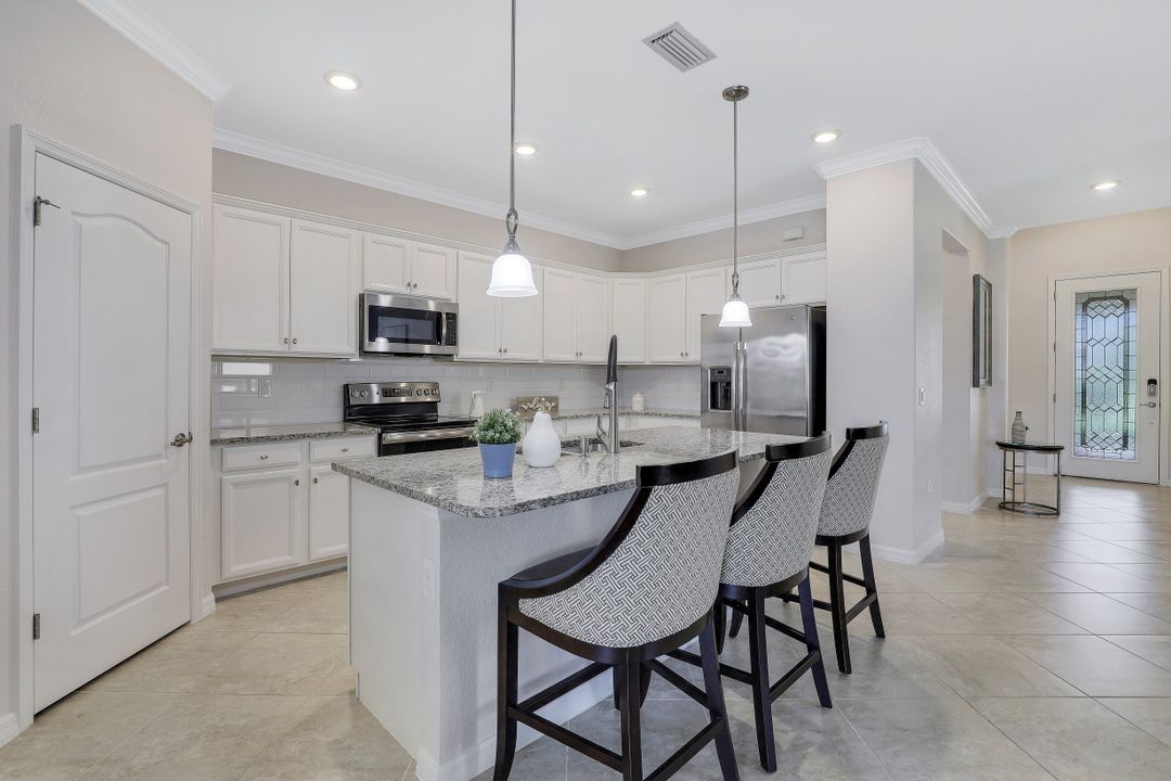 11567 Shady Blossom Dr, Fort Myers, FL 33913