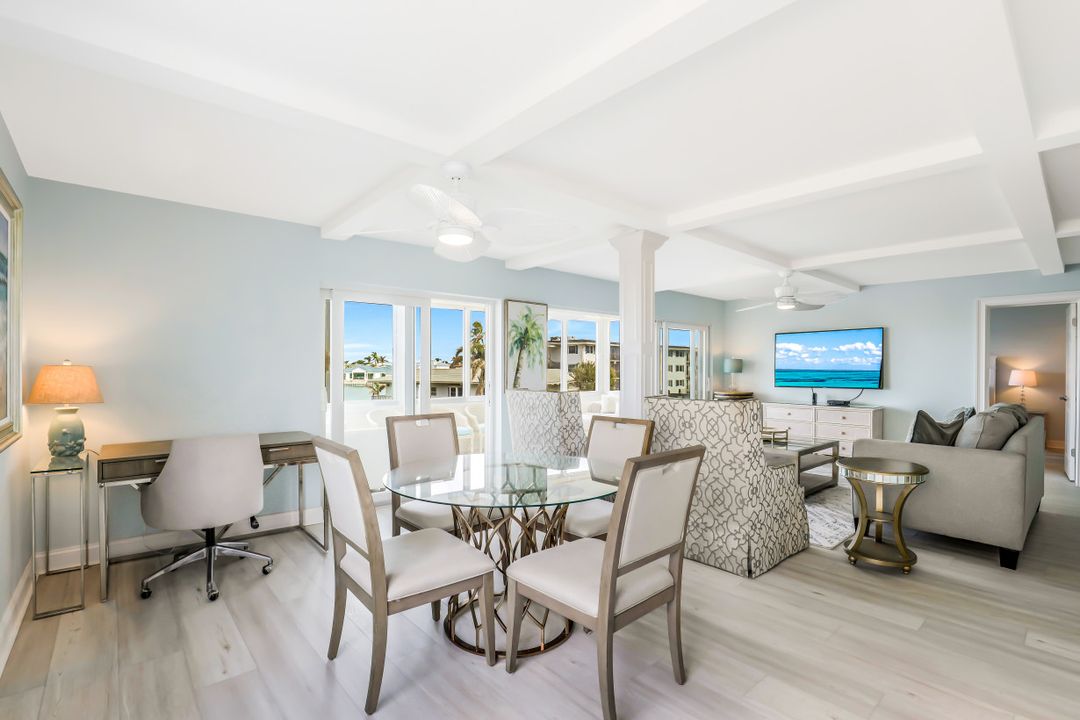 3420 Gulf Shore Blvd N #31, Naples, FL 34103