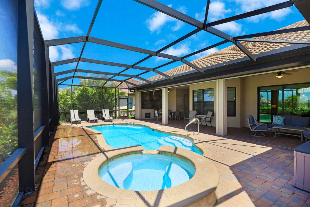 28770 Cavan Ct, Bonita Springs, FL 34135