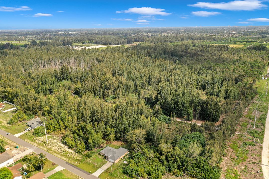 2254 SW 4th St, Cape Coral, FL 33991