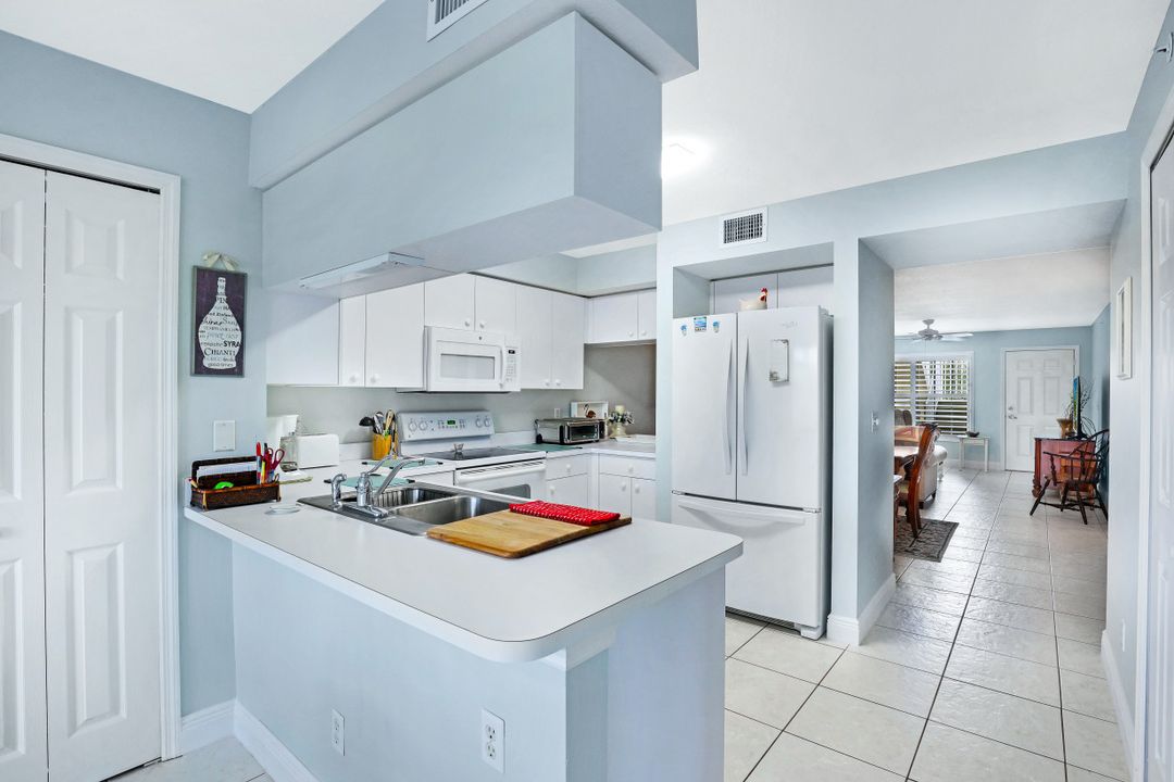 28881 Bermuda Lago Ct #204, Bonita Springs, FL 34134