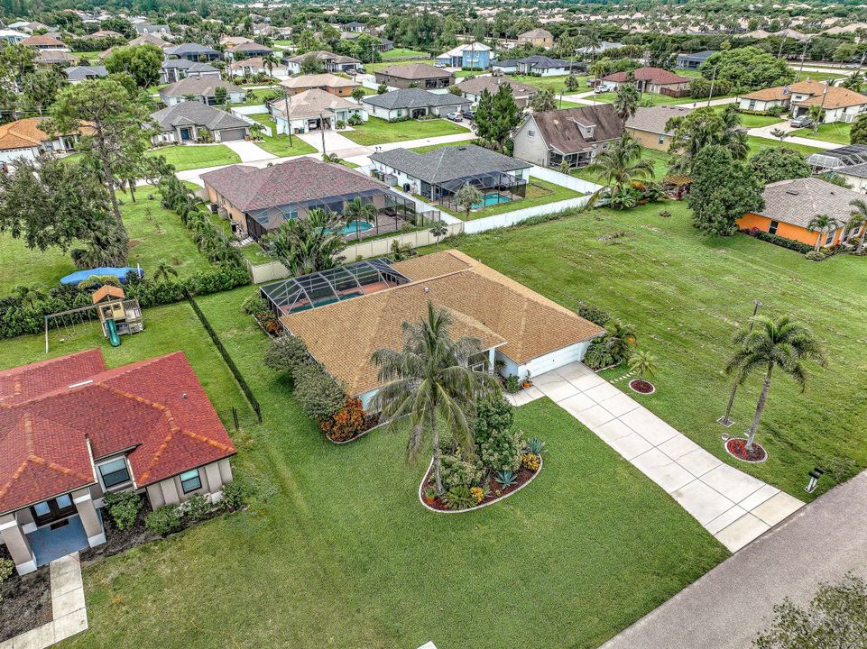 2310 SW 18th St, Cape Coral, FL 33991