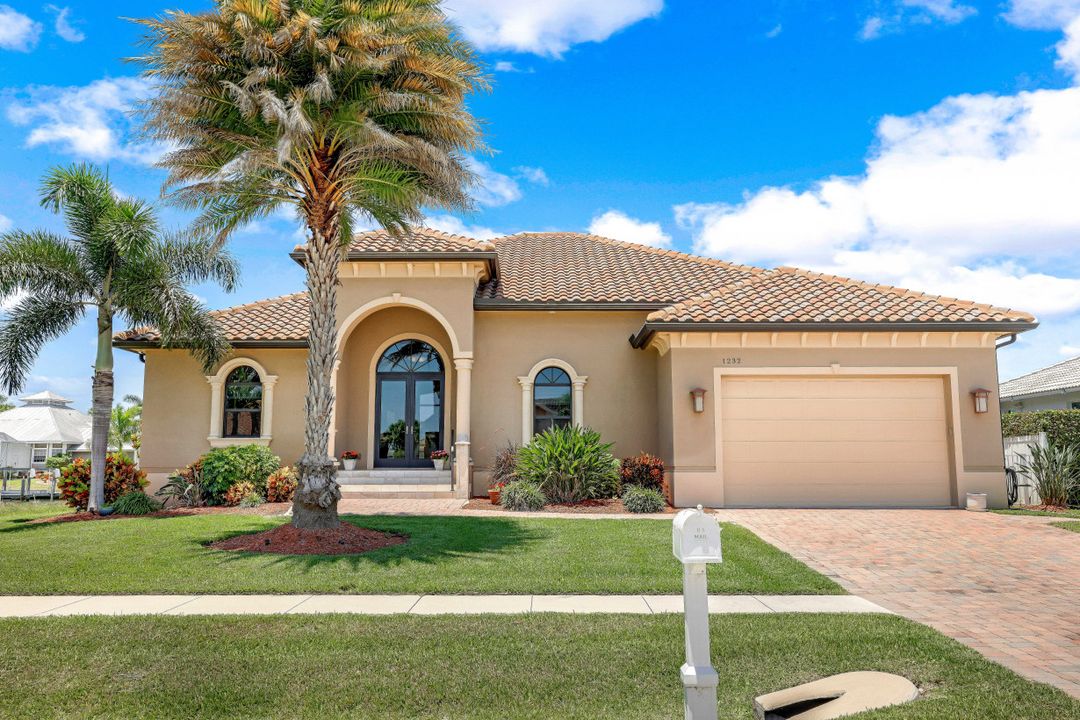 1232 Mistletoe Ct, Marco Island, FL 34145