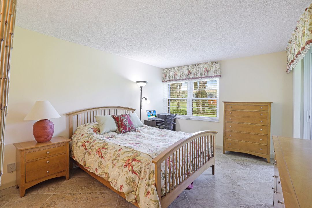 1086 Forest Lakes Dr #103, Naples, FL 34105