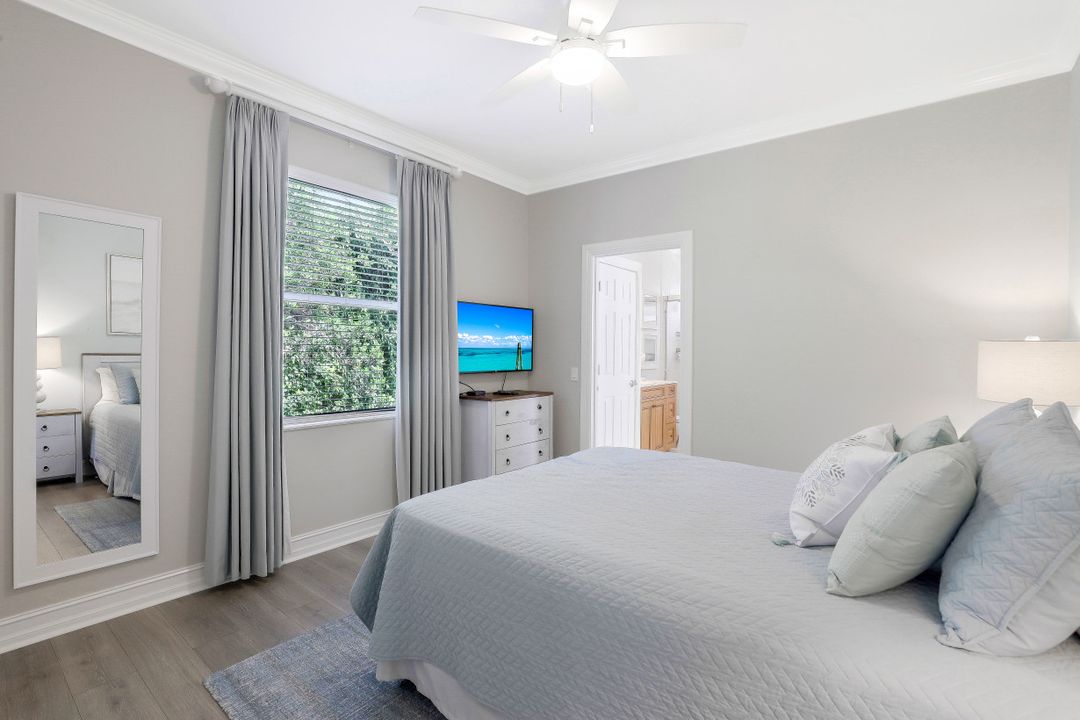 1722 Dogwood Dr, Marco Island, FL 34145