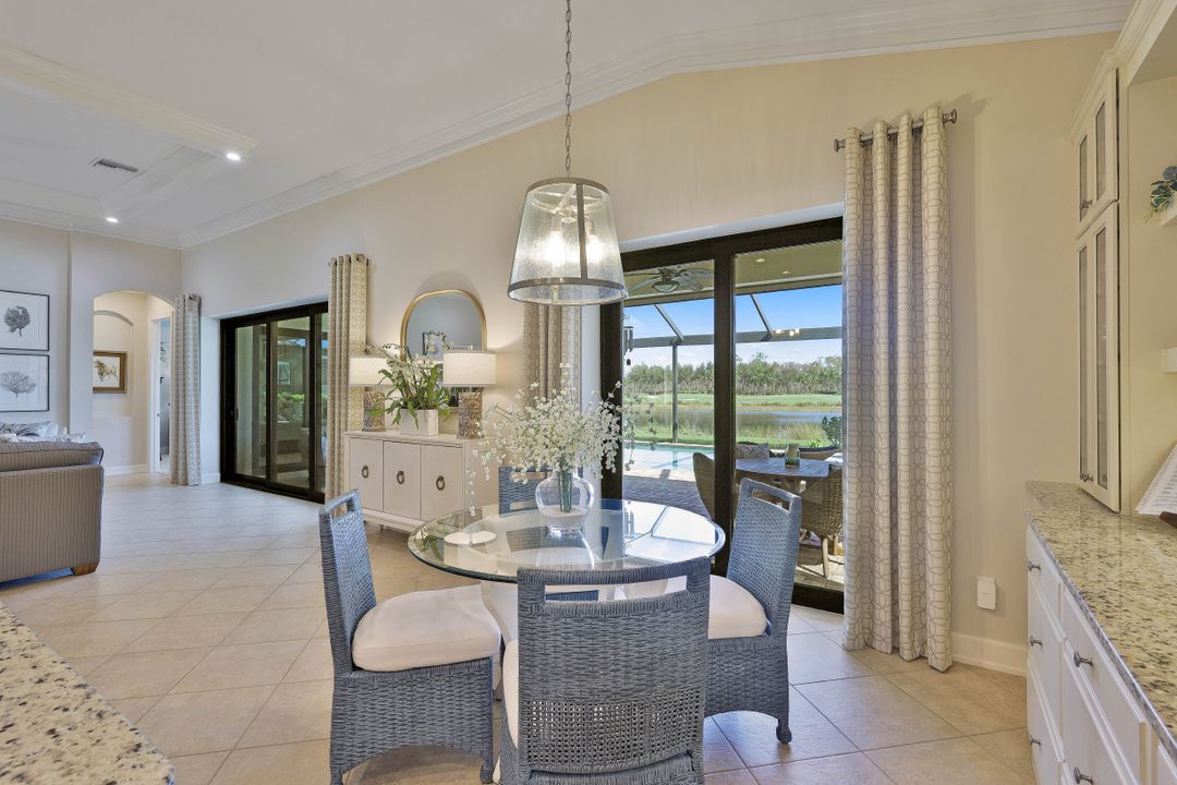 8880 Savona Ct, Naples, FL 34119