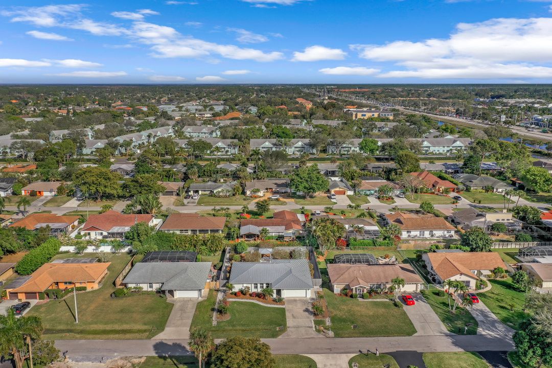 128 Coral Vine Dr, Naples, FL 34110