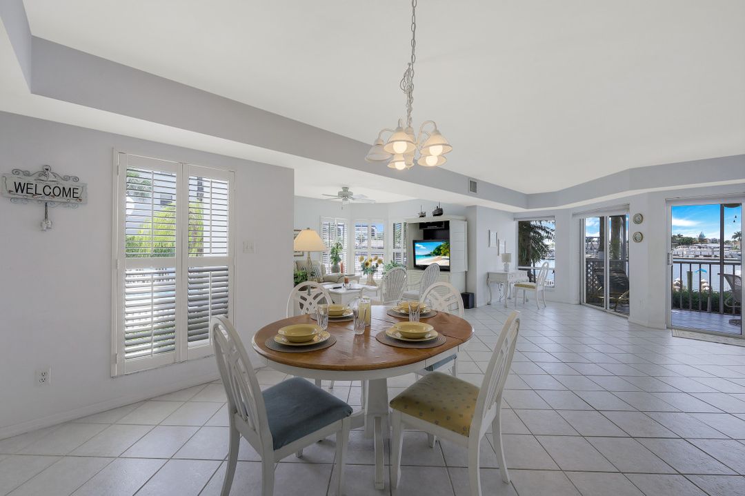 991 N Barfield Dr #115, Marco Island, FL 34145